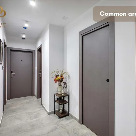 Urban 19 Residences Premium Inn